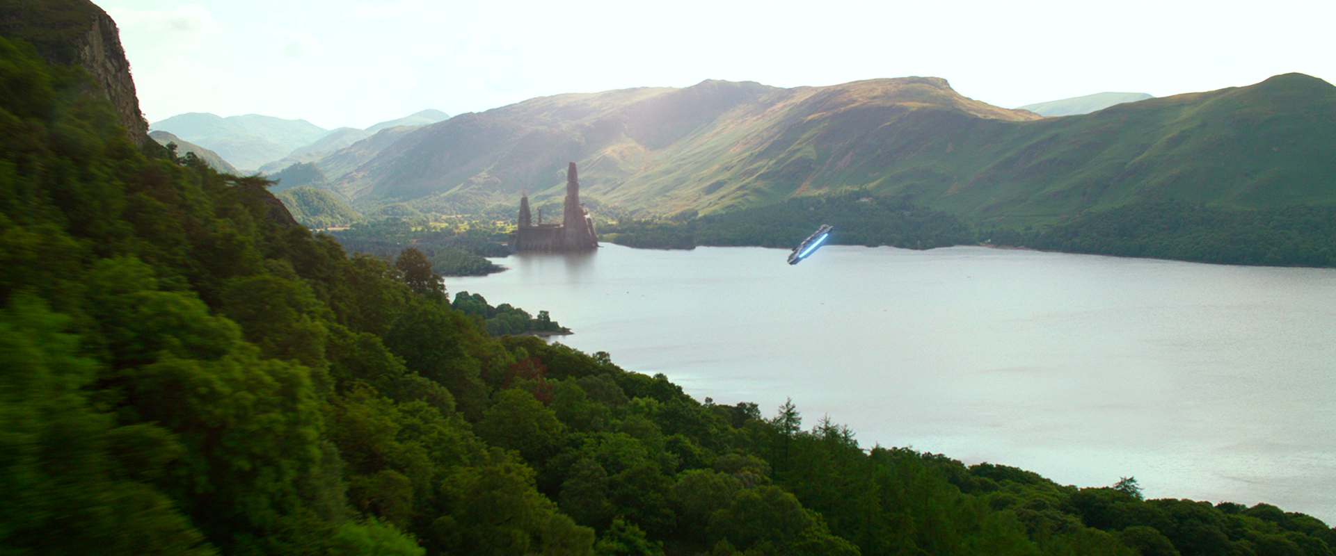 The Millennium Falcon arriving at Maz Kanata's castle.