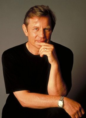 Michael York appearance in Common Appearance