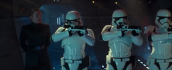 Hux-with-stormtroopers