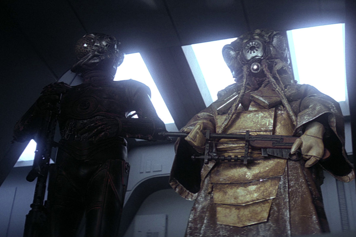 Zuckuss, during the meeting aboard the Executor