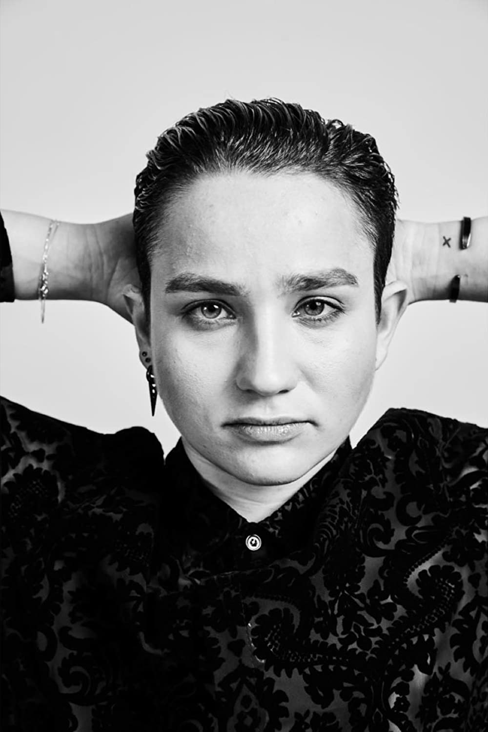 Bex Taylor-Klaus appearance in Common Appearance