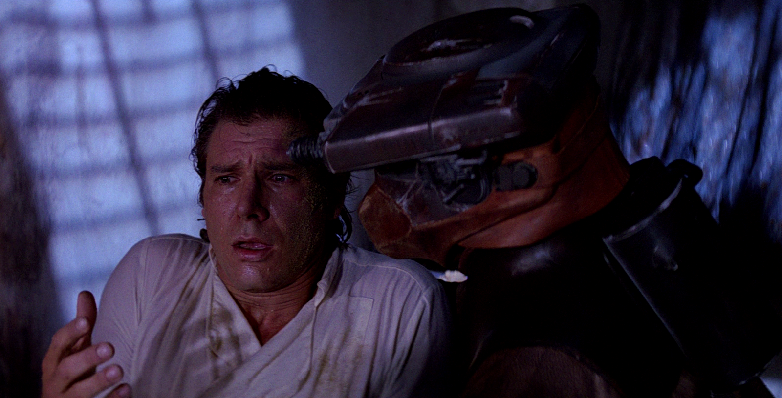 Han freed from the carbonite by Leia