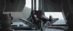 BoKatanKryze Throne sitting MandoS3