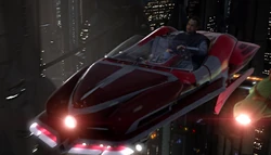 でエアスピーダーを操縦する