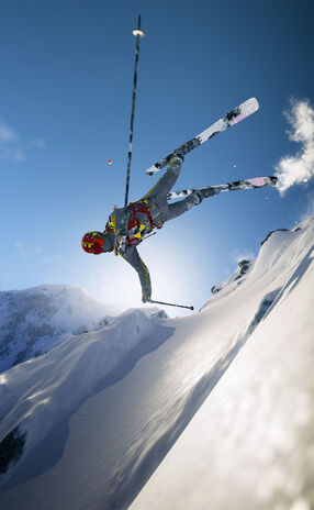 Ubisoft Support on X: With Steep's open-world setting, you can find your  own path down the mountain! Will you choose to ski, snowboard, or  paraglide?  / X