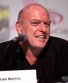 220px-Dean Norris by Gage Skidmore 2