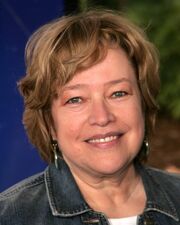 Kathy-bates 3597225-500x625