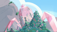 Pink Diamond's Palanquin, broken