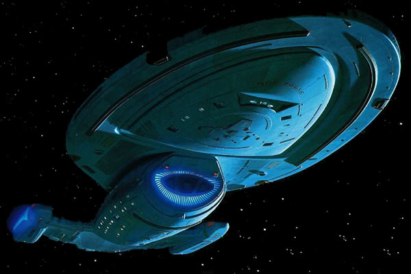 Star Trek Die-Cast Toy Ship Model: U.S.S. Voyager NCC-74656