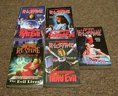 希少　Cheerleaders R.L. Stine Fear Street Cheerleaders #2: The Second Evil by R.L Stine