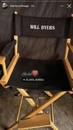 Noah's Twin sister visits the set