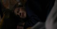 S1E2-El falling asleep