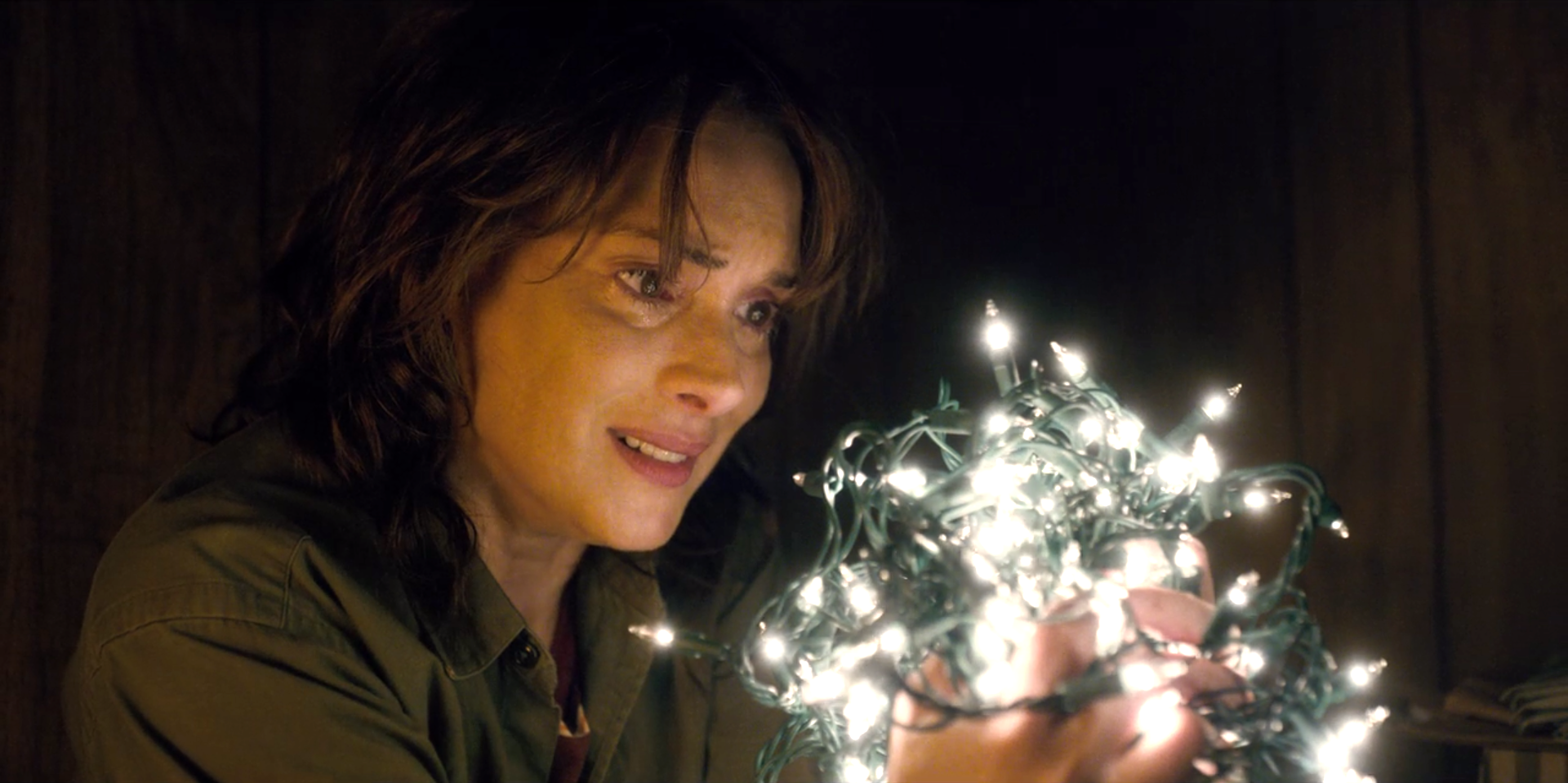 Stranger Things Season 1 Is Essential Christmas Viewing