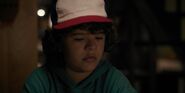 S1E5-Dustin listening to Mike