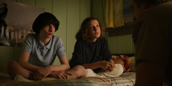 S03E01 Mike, Eleven and Hopper talks