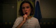 S3E4-El brushing her teeth