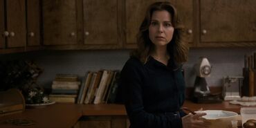 103 025r-Stranger Things-production-still-season-01-002