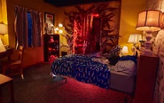ST HHN Maze 2.jpg (234 KB) Portal in Will Byers's bedroom