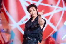 "CASE 143" Inkigayo Oct. 9