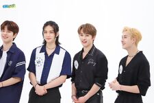 Weekly Idol Ep.526 Aug. 25