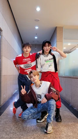 3RACHA Twitter 211106 (1)