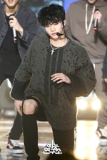 "District 9" (Hyunjin)