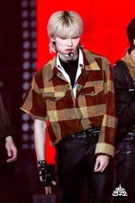 "Back Door" Show! Music Core Oct. 17