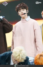 "Get Cool" (Lee Know)