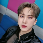 @realstraykids Sep. 12