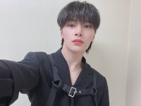 @realstraykids Mar. 12