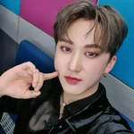 @realstraykids Sep. 12