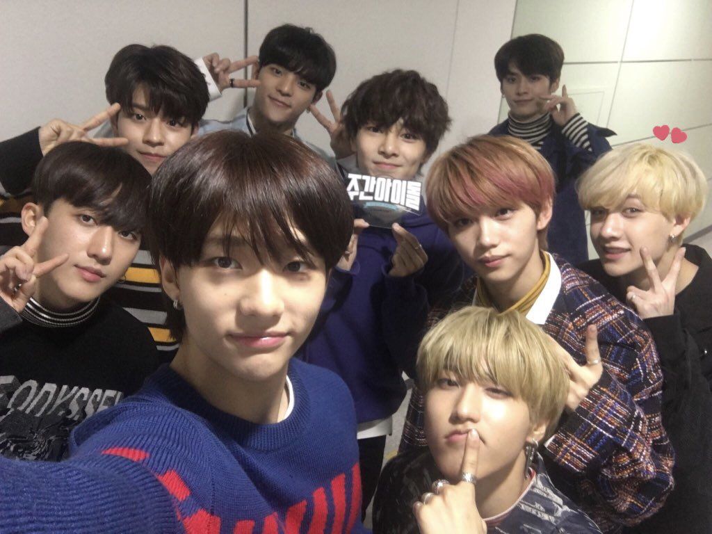 アイドル STRAY KIDS Weekly Idol | Stray Kids Wiki | Fandom