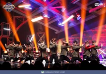 "District 9" (Stray Kids)