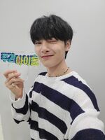 @weeklyidol_ Aug. 23