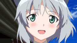 Sanya happy with Fligerhammer.png