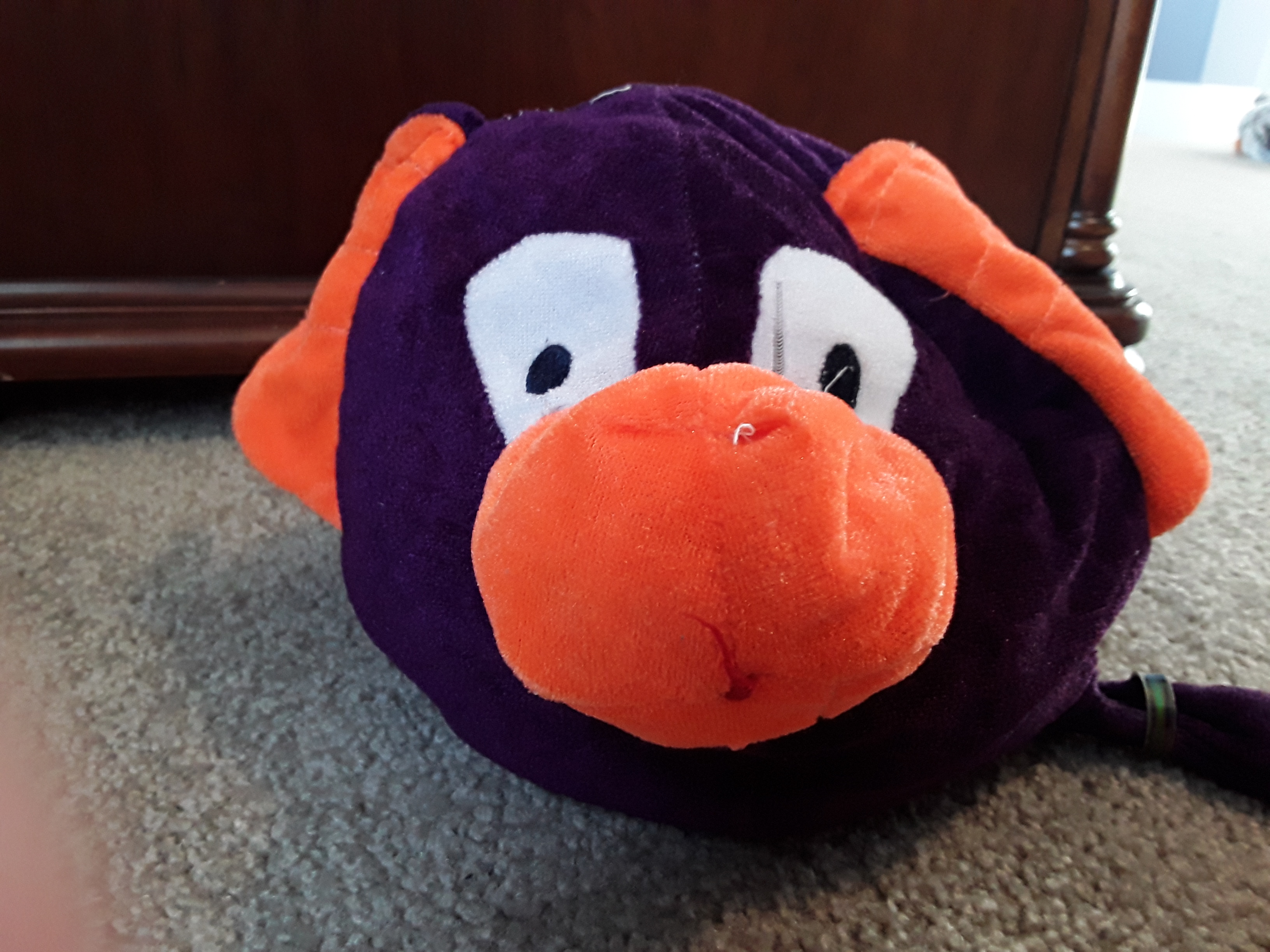 hissy stuffed animal