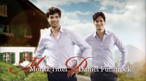 Moritz als Protagonist im Vorspann der 7. Staffel neben seinen Zwillingsbruder Konstantin.