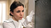 Patrizia bricht in Michaels Praxis ein, um das Insulin aus dem Medizinschrank zu stehlen.