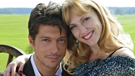 Mit Rosalie Engel an seiner Seite kehrte Maxim einige Jahre nach der Ära Klinker-Emden an den Fürstenhof zurück.