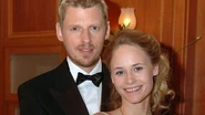 Felix und Miriam feiern am Fürstenhof ihre Hochzeit nach