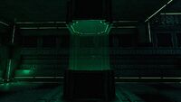 La septième relique, une arme extraterrestre utilisée pour défendre le bâtiment.