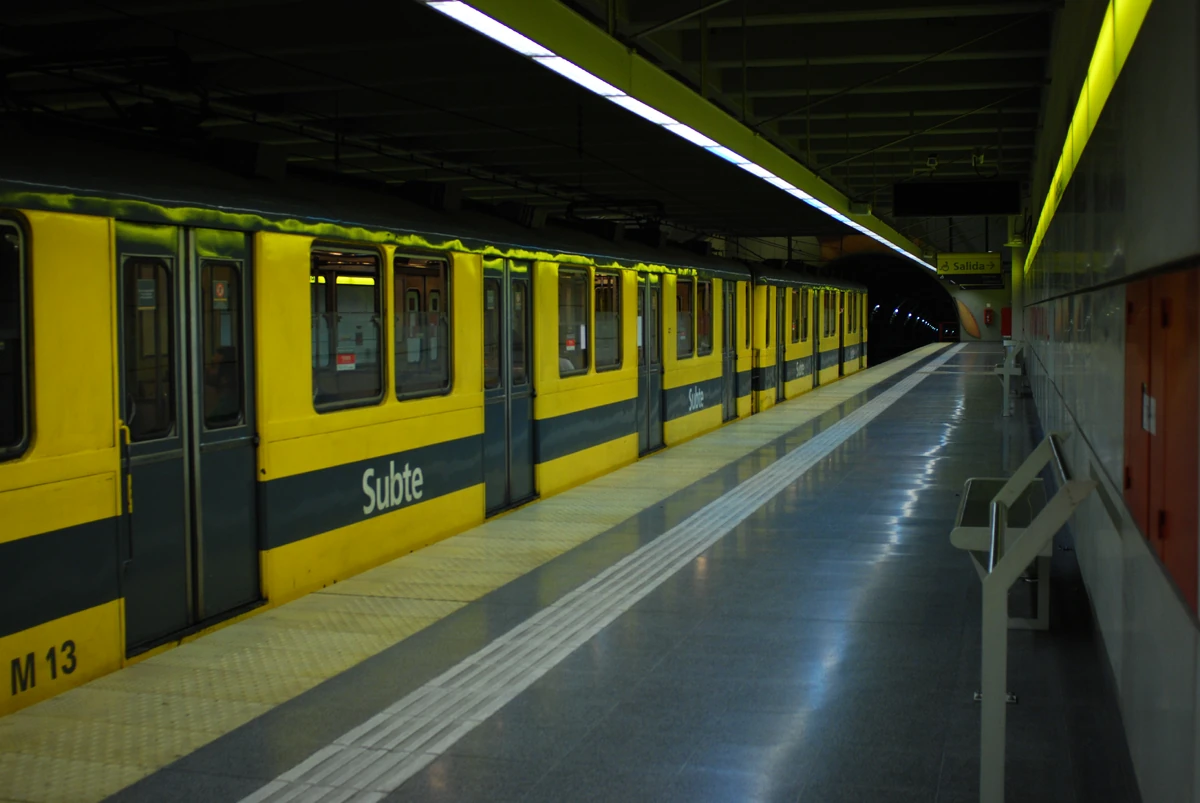 Estación Venezuela Subte de Buenos Aires Wiki Fandom