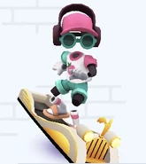 Fruttionroller.jpg (33 KB) Frutti surfing on Roller