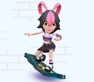 JiYeongonMoonBiter.jpg (77 KB) Ji-Yeong surfing on Moon Biter