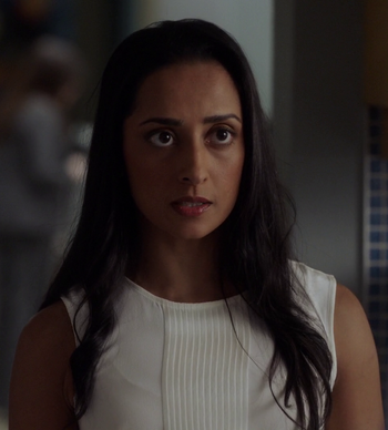 Stephanie Patel (7x03)