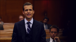 S01E01P48 Harvey