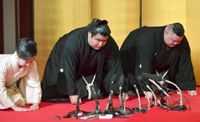 Takayasu gets promoted to Ozeki (c. 2017)
