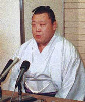 Tomonohana announces his retirement (c. 2001)