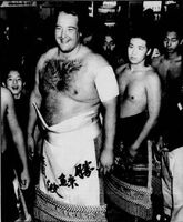 Kototenta in maezumo (c. 1985)