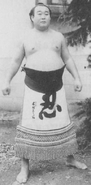 Otayama with his kesho-mawashi